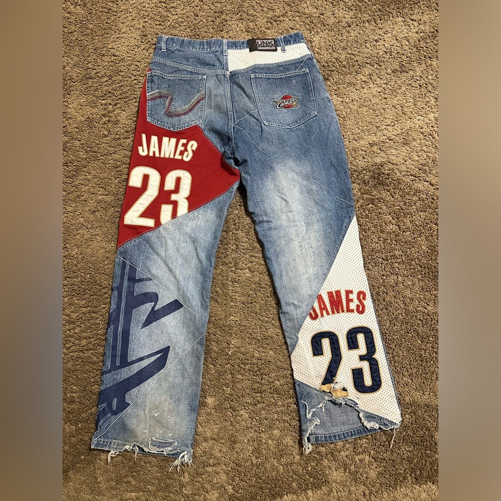 Vintage UNK NBA Cleveland Cavaliers “Lebron James” pants 00s size 34x32